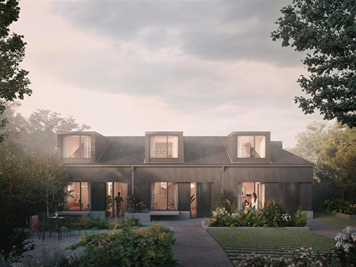 2 Bedroom Terraced House For Sale In Slades Hill Mews, Enfield, EN2