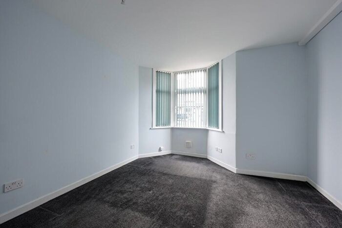 3 Bedroom End Of Terrace House For Sale In Cemetery Road, Padiham, Burnley, BB12