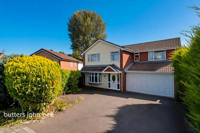 4 Bedroom Detached House For Sale In Essex Drive, Stoke-On-Trent, ST8