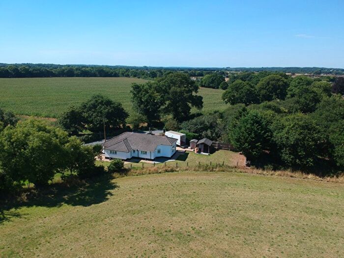 2 Bedroom Bungalow For Sale In Crow Hill, Crow, Ringwood, BH24