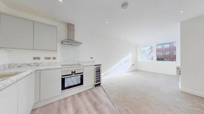 Studio To Rent In Bond House, Newbury, RG14