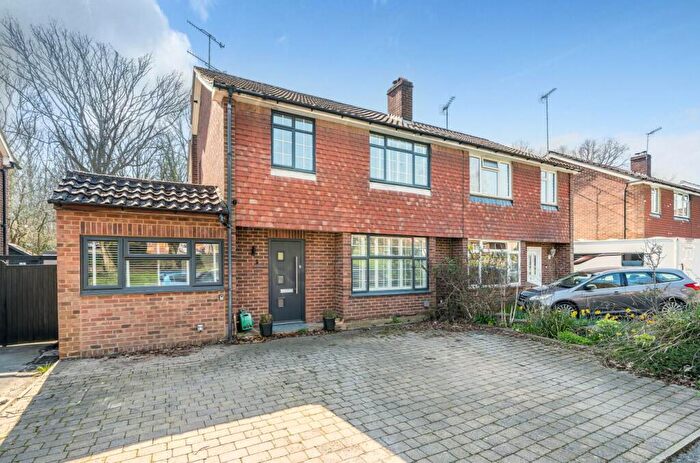 3 Bedroom Semi Detached House To Rent In Rowhill Crescent, Aldershot, GU11