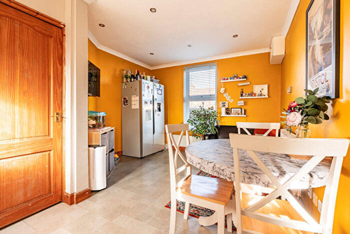 3 Bedroom Terraced House For Sale In Shirehampton Road, Sea Mills, Bristol, BS9