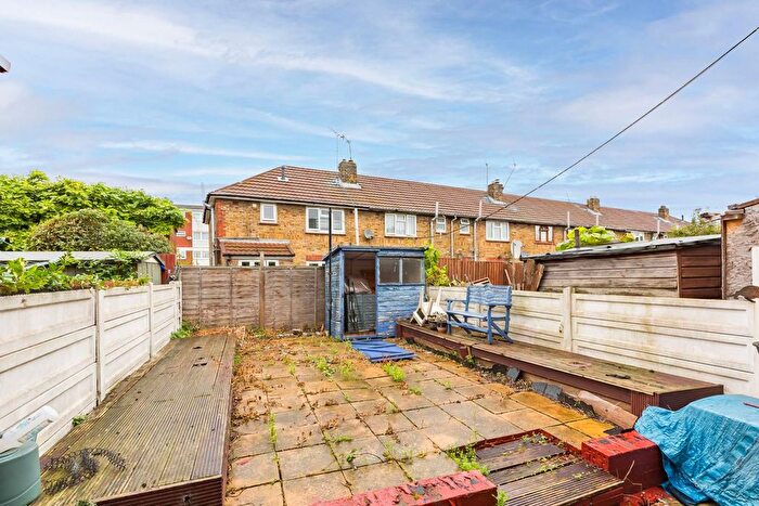 2 Bedroom Terraced House To Rent In Garvary Road, Canning Town, London, E16