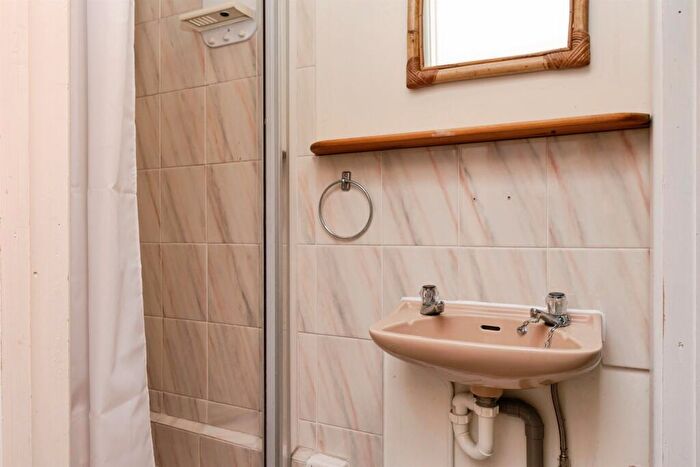 3 Bedroom End Of Terrace House For Sale In High Street, Marshfield, Chippenham, SN14