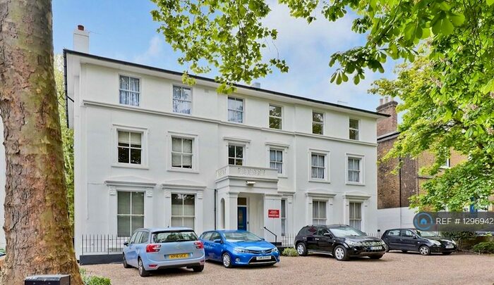 3 Bedroom Flat To Rent In Denmark Hill, London, SE5