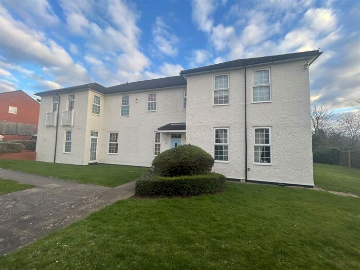 1 Bedroom Flat To Rent In Exmoor Drive, Bromsgrove, B61