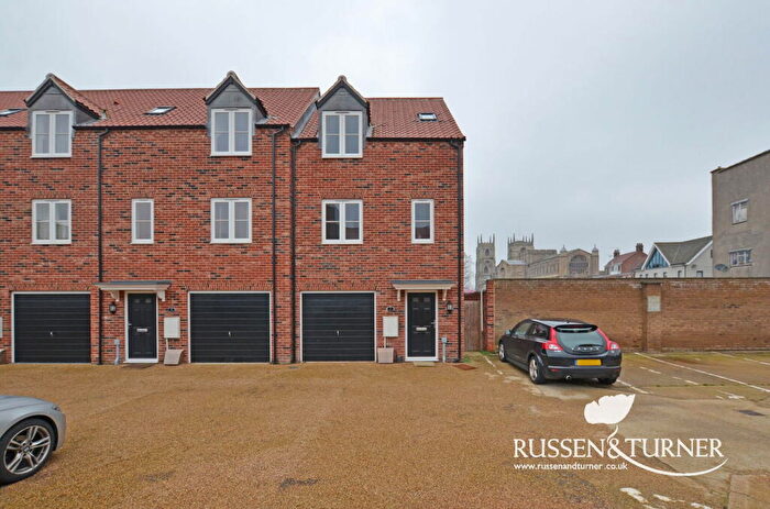 3 Bedroom End Of Terrace House For Sale In Tower Court, King's Lynn, PE30