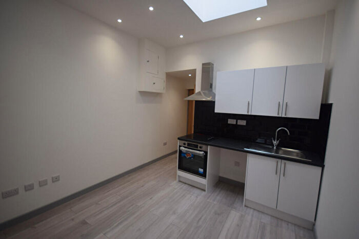 1 Bedroom Flat To Rent In |Ref: |, London Road, Southampton, SO15
