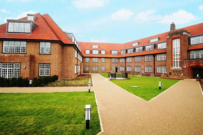 2 Bedroom Apartment To Rent In Lesbourne Road, Reigate, (.), RH2