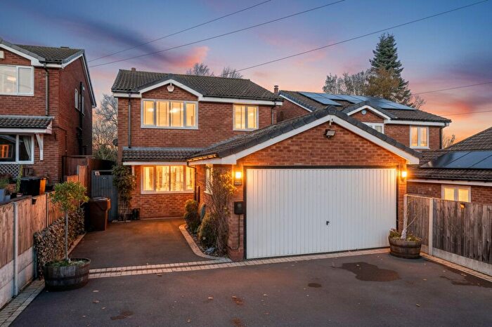 4 Bedroom Detached House For Sale In Beacon Hill, Rednal, B45