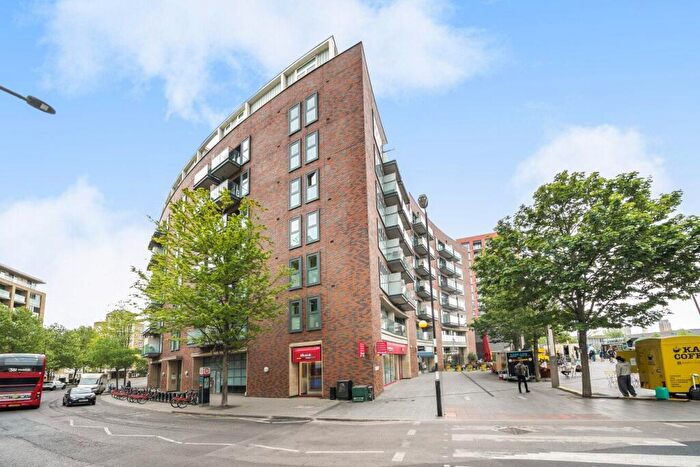2 Bedroom Flat For Sale In Surrey Quays Road, London, SE16