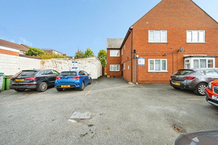 1 Bedroom Apartment For Sale In Tudor Road, Luton, LU3