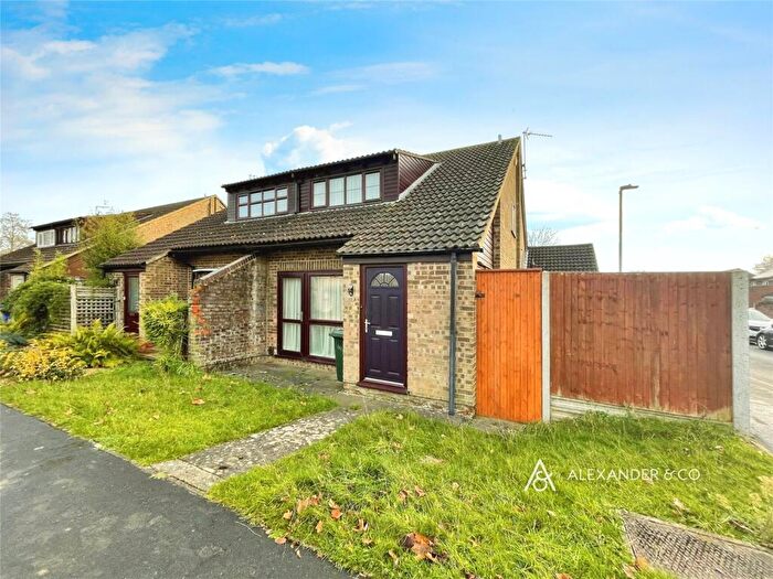 1 Bedroom Terraced House To Rent In Shannon Road, Bicester, Oxfordshire, OX26