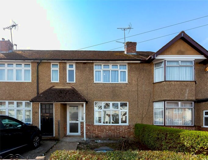 2 Bedroom Terraced House To Rent In Forest Road, Windsor, Berkshire, SL4