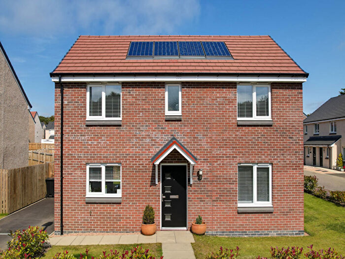 3 Bedroom Detached House For Sale In West Mill, West Mill Road, Markinch, Fife, KY7