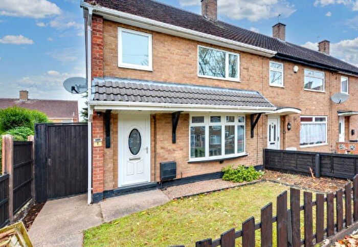 3 Bedroom Property To Rent In Smithy Close, Nottingham, NG11