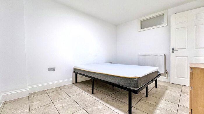 1 Bedroom Flat To Rent In Coldharbour Road, Westbury Park, Bristol, BS6