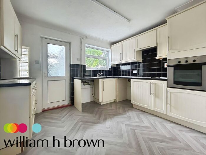 3 Bedroom Property To Rent In Hawthorn Avenue, Colchester, CO4