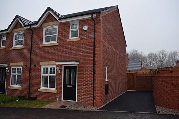 3 Bedroom Semi Detached House To Rent In For Rent, Red Cedar Close, Manchester, M9