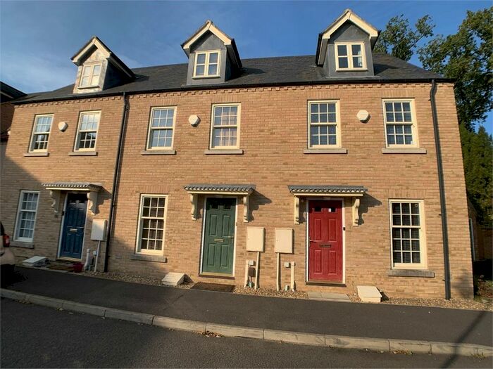 3 Bedroom Town House To Rent In King Henry Chase, Bretton, Peterborough, PE3