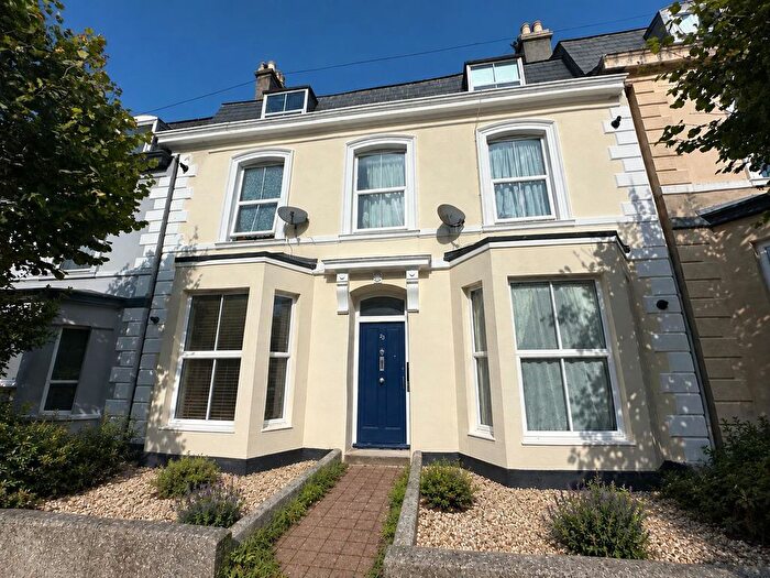 2 Bedroom Flat To Rent In Two Bedroom Flat, Seaton Avenue, PL4