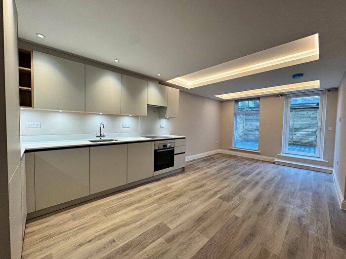 1 Bedroom Flat To Rent In The Lofts, West Street, Maidenhead, SL6