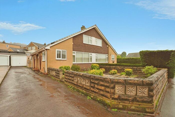 2 Bedroom Semi Detached House For Sale In Lower Edge Road, Elland, West Yorkshire, HX5