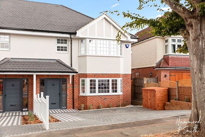 4 Bedroom Semi-Detached House For Sale In Crows Road, Epping, CM16