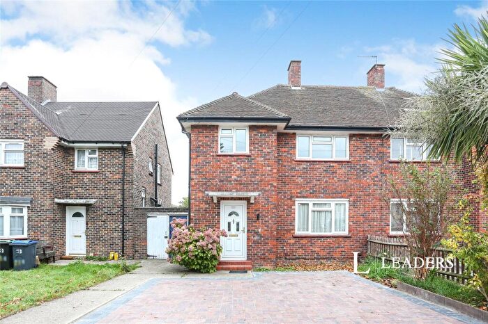 3 Bedroom House To Rent In The Glade, CR0