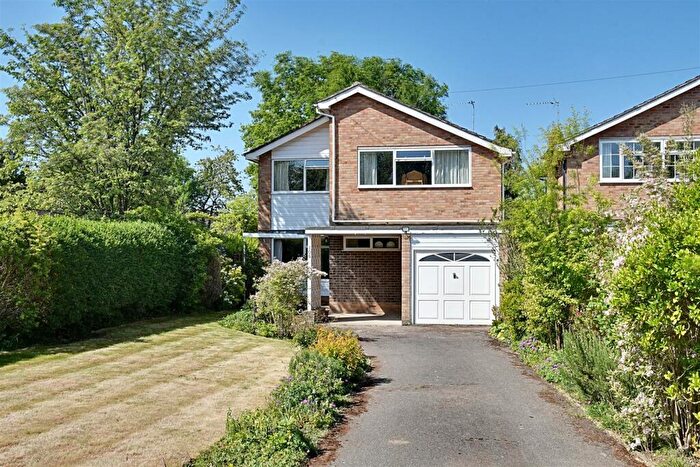 4 Bedroom Detached House For Sale In Mangrove Road, Hertford, SG13