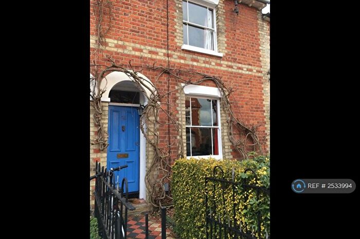 3 Bedroom Terraced House To Rent In Carnarvon Road, Reading, RG1