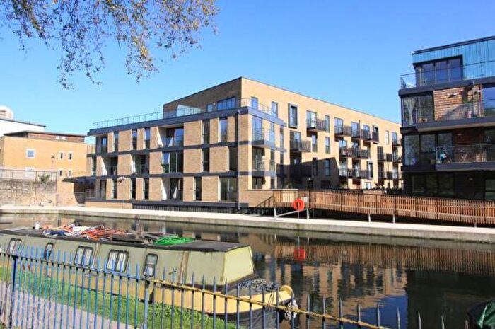 2 Bedroom Apartment To Rent In Vermilion ApartmentsGunmakers Lane, London, E3