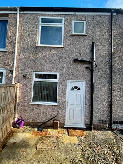 2 Bedroom Terraced House To Rent In Park Lane, Chesterfield, Derbyshire, S41