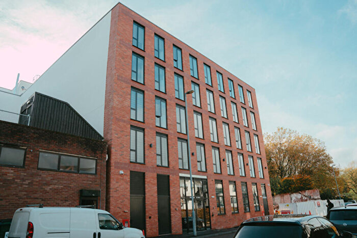 Studio To Rent In Bridge Street West, Birmingham, B19