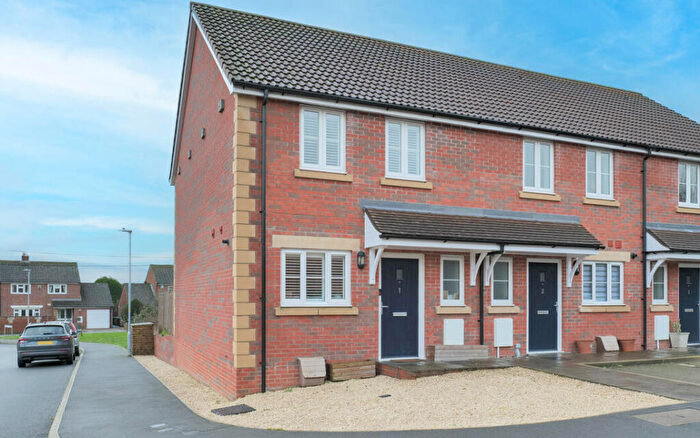 2 Bedroom End Of Terrace House For Sale In Merrett Court, Melksham, SN12
