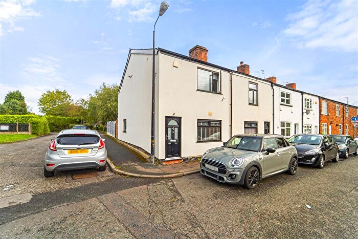 2 Bedroom End Of Terrace House For Sale In Poplar Road, Stretford, Manchester, M32