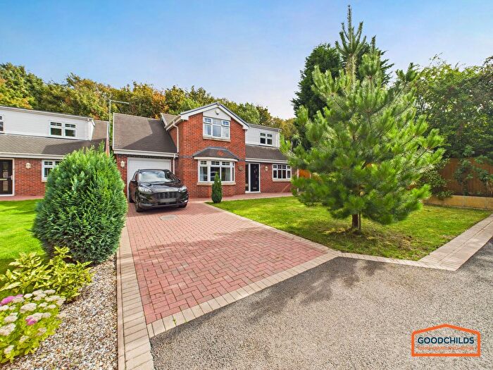 4 Bedroom Detached Bungalow For Sale In Chester Road North, Brownhills, WS8