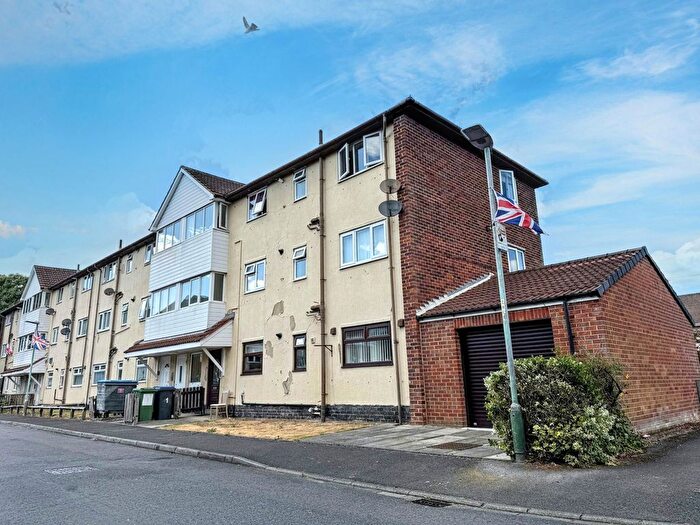 2 Bedroom Flat For Sale In Wynyard Mews, Hartlepool, TS25