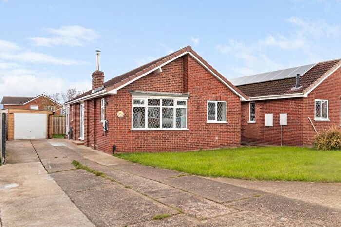 2 Bedroom Bungalow For Sale In Norman Close, Barton Upon Humber, North Lincolnshire, DN18