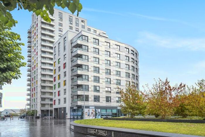 2 Bedroom Flat To Rent In Honister, Reading, RG1