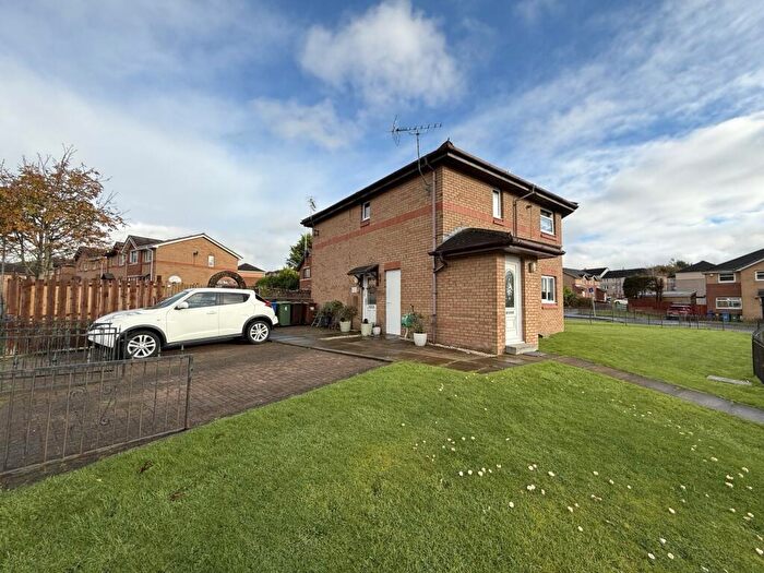 2 Bedroom Flat To Rent In Birchend Place, Germiston, G21