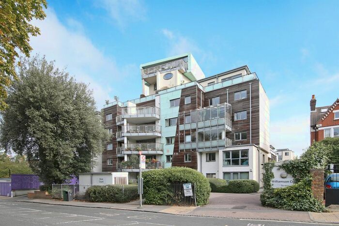 1 Bedroom Flat To Rent In Peckham Rye, Peckham, SE15