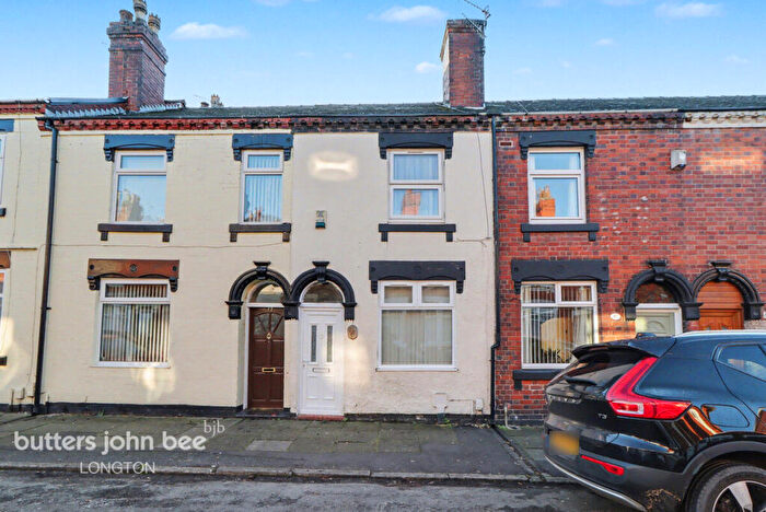 3 Bedroom Terraced House For Sale In Masterson Street, Stoke-On-Trent, ST4