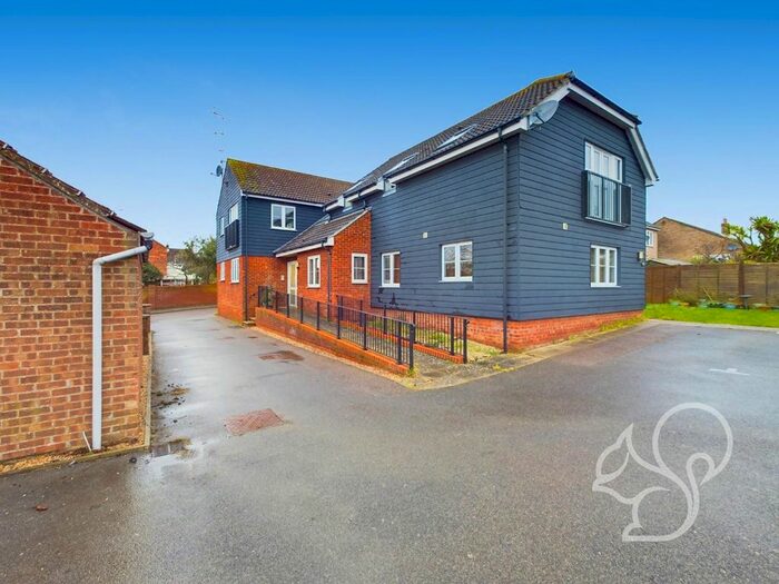 2 Bedroom Flat To Rent In Westwood Drive, West Mersea, Colchester, CO5