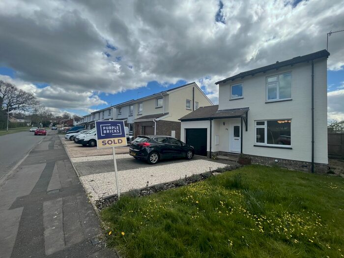 3 Bedroom Detached House To Rent In Worsley Road, Swindon, Wiltshire, SN5