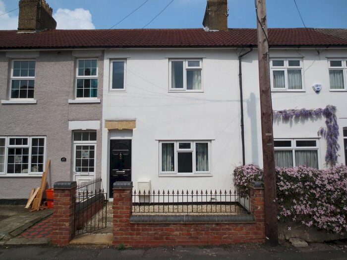 3 Bedroom Property To Rent In Stafford Street, Swindon, SN1