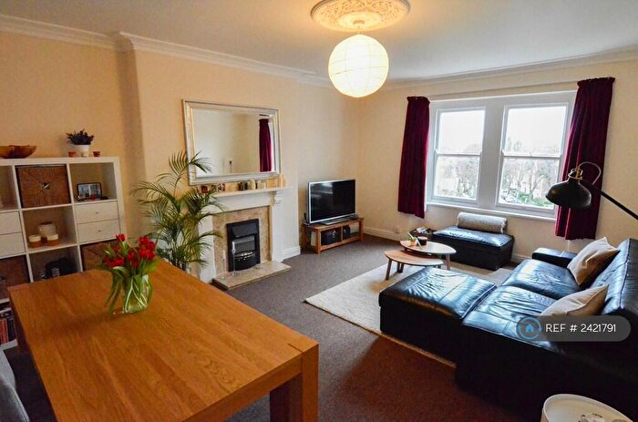 2 Bedroom Flat To Rent In Whatley Road, Bristol, BS8