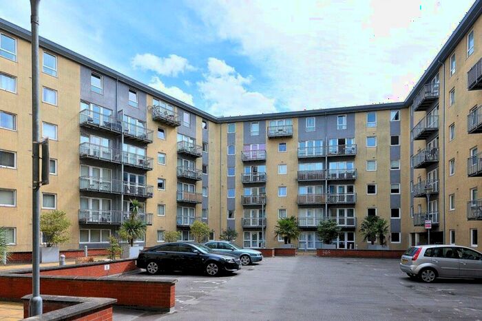 2 Bedroom Flat To Rent In Quartz Building, Hall Street, Birmingham, B18