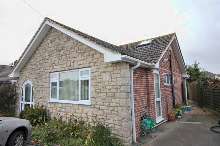 Studio To Rent In Nada Road, Highcliffe BH23